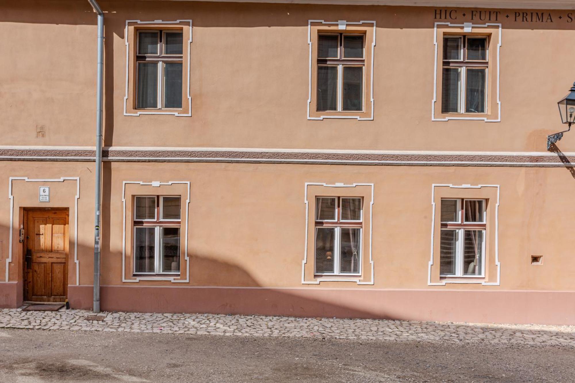 Ch6 By Rentable Apartment Brasov Exterior photo